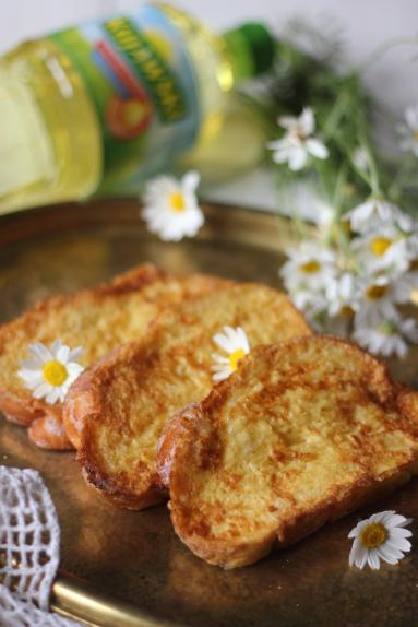 Zdjęcie - Tradycyjne tosty francuskie - Przepisy kulinarne ze zdjęciami