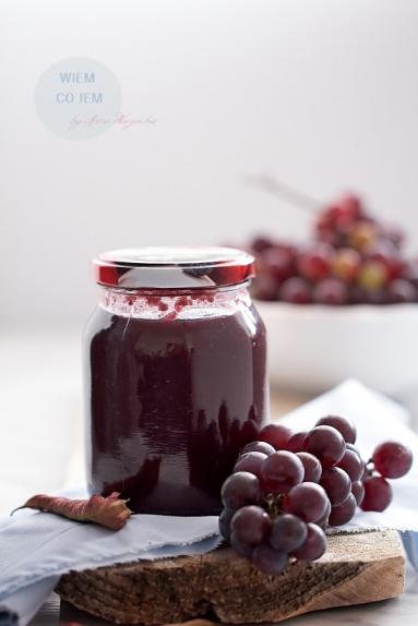 Zdjęcie - Dżem z ciemnych winogron - Przepisy kulinarne ze zdjęciami