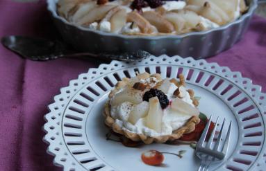 Zdjęcie - Jesienna tarta z gruszkami - Przepisy kulinarne ze zdjęciami