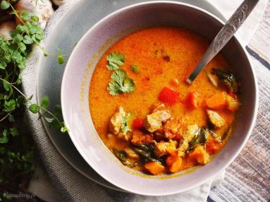 Zdjęcie - Zupa z dynią i chorizo / Pumpkin and chorizo soup - Przepisy kulinarne ze zdjęciami