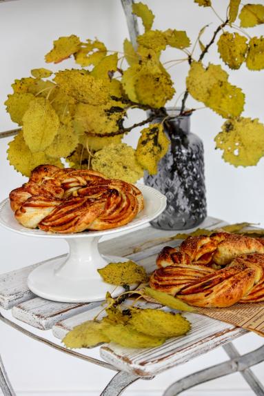 Zdjęcie - Dyniowye zawijańce z ciasta francuskiego - Przepisy kulinarne ze zdjęciami
