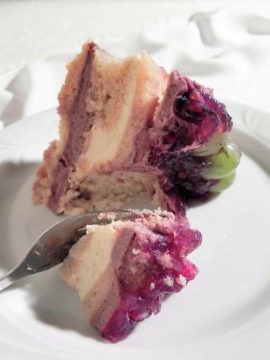 Zdjęcie - Tort na biszkoptach babci Uli - Przepisy kulinarne ze zdjęciami