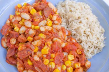 Zdjęcie - Proste chili z chorizo i kukurydzą - Przepisy kulinarne ze zdjęciami