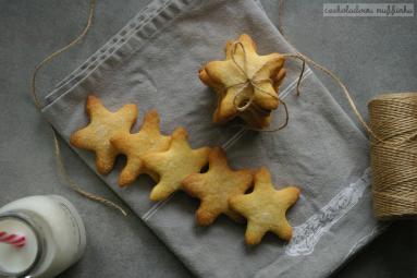 Zdjęcie - Kruche ciasteczka z cukrem - Przepisy kulinarne ze zdjęciami