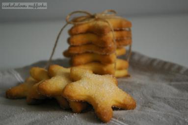 Zdjęcie - Kruche ciasteczka z cukrem - Przepisy kulinarne ze zdjęciami
