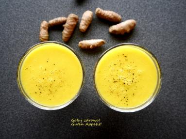 Zdjęcie - Złoty koktajl z kurkumą - Przepisy kulinarne ze zdjęciami