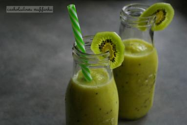 Zdjęcie - Koktajl z mango i kiwi - Przepisy kulinarne ze zdjęciami