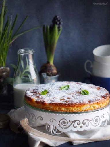 Zdjęcie - Łatwe ciasto z gruszkami / Easy pear cake - Przepisy kulinarne ze zdjęciami