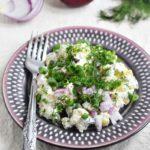 Zdjęcie - Staromodna sałatka ziemniaczana - Przepisy kulinarne ze zdjęciami