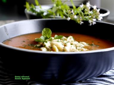 Zdjęcie - Zupa pomidorowa z batatem - Przepisy kulinarne ze zdjęciami