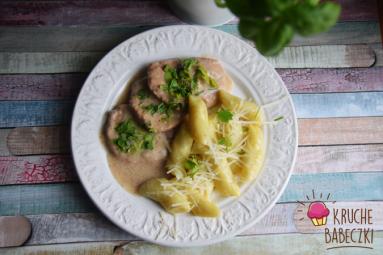 Zdjęcie - Polędwiczki wieprzowe w sosie chrzanowym - Przepisy kulinarne ze zdjęciami