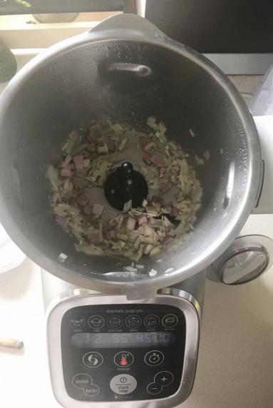 Zdjęcie - Śmietankowa kapusta z boczkiem / Creamy cabbage with bacon - Przepisy kulinarne ze zdjęciami