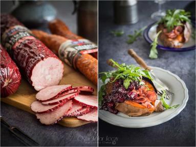 Zdjęcie - Podwójnie pieczone bataty z kiełbasą żywiecką i sosem wiśniowym w jakości QAFP - Przepisy kulinarne ze zdjęciami