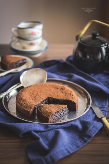 Zdjęcie - Kladdkaka – szwedzkie ciasto czekoladowe - Przepisy kulinarne ze zdjęciami