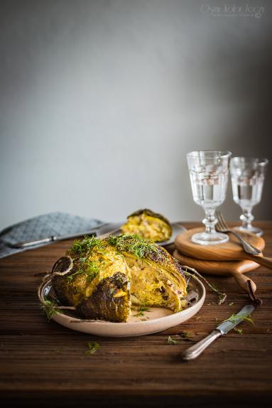 Zdjęcie - Pieczona włoska kapusta faszerowana ziemniakami - Przepisy kulinarne ze zdjęciami