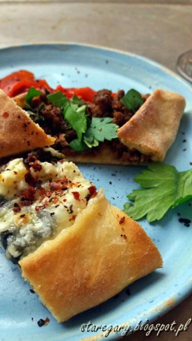 Zdjęcie - Pide  - tureckie placki - Przepisy kulinarne ze zdjęciami