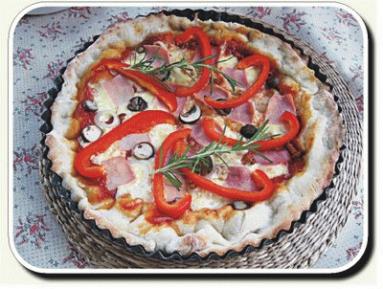 Zdjęcie - Pizza nie tylko od święta:) - Przepisy kulinarne ze zdjęciami