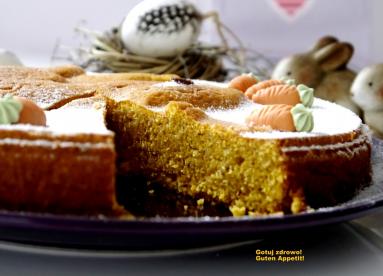 Zdjęcie - Marchewkowe ciasto wielkanocne - bezglutenowe - Przepisy kulinarne ze zdjęciami
