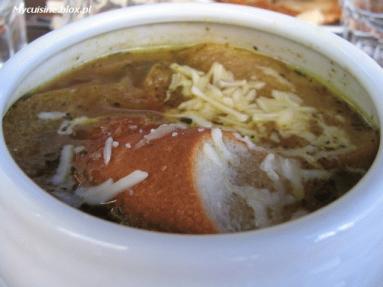 Zdjęcie - Francuska zupa  cebulowa  - Przepisy kulinarne ze zdjęciami