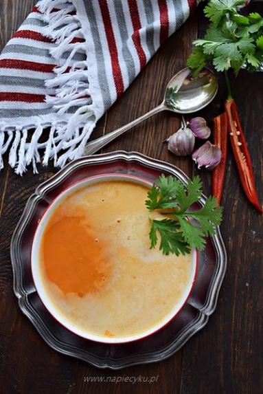 Zdjęcie - Ostra zupa dahl z soczewicą i marchewką - Przepisy kulinarne ze zdjęciami