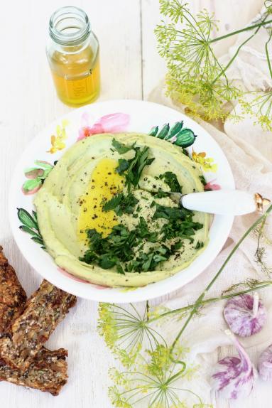 Zdjęcie - Hummus z bobu - Przepisy kulinarne ze zdjęciami