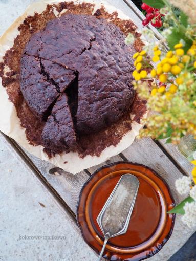 Zdjęcie - Czekoladowe ciasto z cukinii - Przepisy kulinarne ze zdjęciami