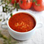Zdjęcie - Lekka zupa pomidorowa - Przepisy kulinarne ze zdjęciami