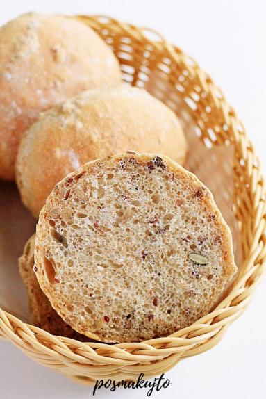 Zdjęcie - Bułki pszenne z mąką pełnoziarnistą i ziarnami - Przepisy kulinarne ze zdjęciami