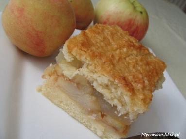 Zdjęcie - Ciasto jabłkowo-brzoskwiniowe  - Przepisy kulinarne ze zdjęciami