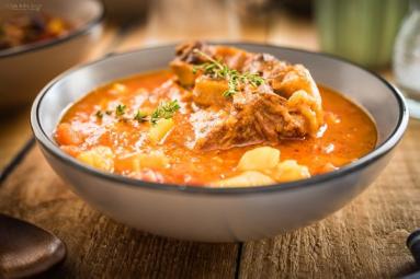 Zdjęcie - Klasyczna zupa ogonowa - Przepisy kulinarne ze zdjęciami
