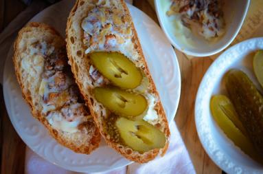 Zdjęcie - Smalec domowy z jabłkiem i majerankiem - Przepisy kulinarne ze zdjęciami