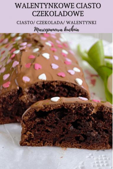 Zdjęcie - Walentynkowe ciasto czekoladowe - Przepisy kulinarne ze zdjęciami