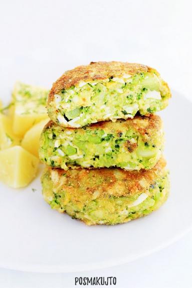 Zdjęcie - Kotlety jajeczno-brokułowe z serem - Przepisy kulinarne ze zdjęciami