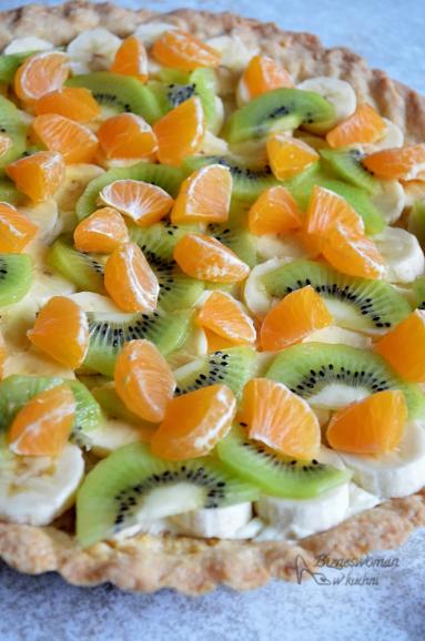 Zdjęcie - Tarta z owocami i kremem budyniowym - Przepisy kulinarne ze zdjęciami