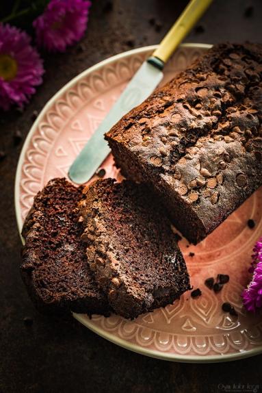 Zdjęcie - Ciasto z cukinii – czekoladowe i intensywne - Przepisy kulinarne ze zdjęciami