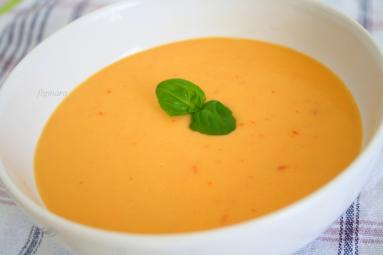 Zdjęcie - Zupa ziemniaczana z ajvarem - Przepisy kulinarne ze zdjęciami