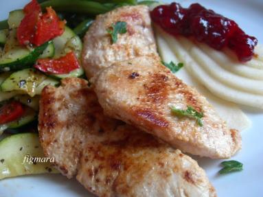 Zdjęcie - Jogurtowo-imbirowe piersi z kurczaka - Przepisy kulinarne ze zdjęciami