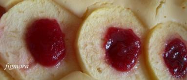 Zdjęcie - Ciasto serowo-jabłkowe z konfiturą z derenia - Przepisy kulinarne ze zdjęciami