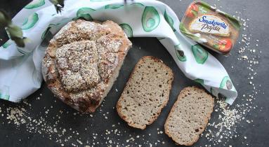 Zdjęcie - Chleb owsiankowy na zakwasie - Przepisy kulinarne ze zdjęciami