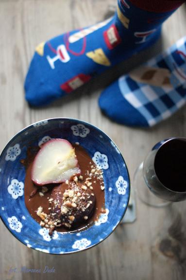 Zdjęcie - Gruszki gotowane w winie z czekoladą - Przepisy kulinarne ze zdjęciami