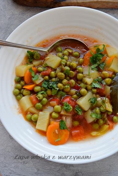 Zdjęcie - Zupa włoska z warzywami - Napiecyku - Przepisy kulinarne ze zdjęciami
