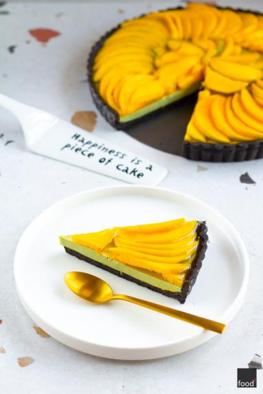 Zdjęcie - Tarta z panna cottą z zieloną herbatą matcha i mango - Przepisy kulinarne ze zdjęciami