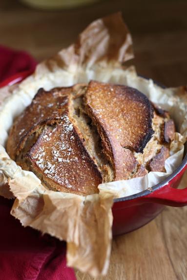 Zdjęcie - Chleb z miso i sezamem - Przepisy kulinarne ze zdjęciami
