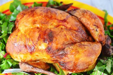 Zdjęcie - Cytrynowo-czosnkowy kurczak cały pieczony - Przepisy kulinarne ze zdjęciami