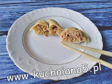 Zdjęcie - PIEROGI Z KIMCHI (DUMPLINGS WITH KIMCHI) - Przepisy kulinarne ze zdjęciami