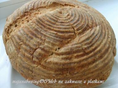 Zdjęcie - Chleb na zakwasie z płatkami owsianymi czyli Weekendowa Piekarnia #53  - Przepisy kulinarne ze zdjęciami