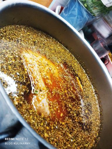 Zdjęcie - Filet z indyka na kanapki gotowany  w płynie do zup i przyprawach - Przepisy kulinarne ze zdjęciami