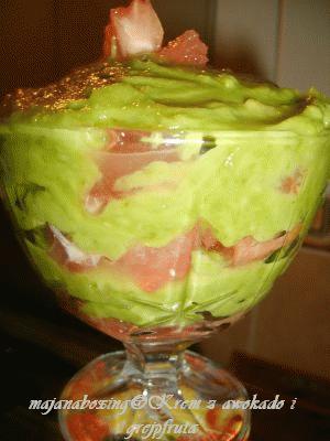 Zdjęcie - Krem z awokado z różowym grejpfrutem   - Przepisy kulinarne ze zdjęciami