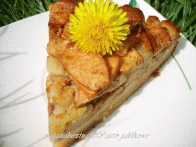 Zdjęcie - Ciasto jabłkowe z masą marcepanową  - Przepisy kulinarne ze zdjęciami