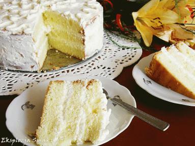 Zdjęcie - Urodzinowy tort  cytrynowy  - Przepisy kulinarne ze zdjęciami